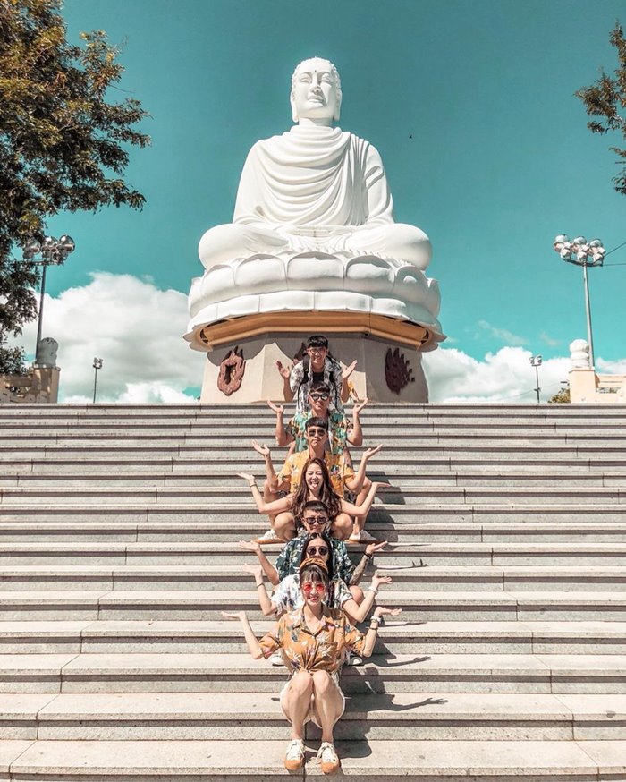 Tượng Kim Thân Phật Tổ chùa Long Sơn 
