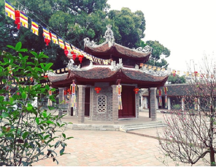 Chùa Láng - một trong những ngôi chùa nổi tiếng ở Hà Nội