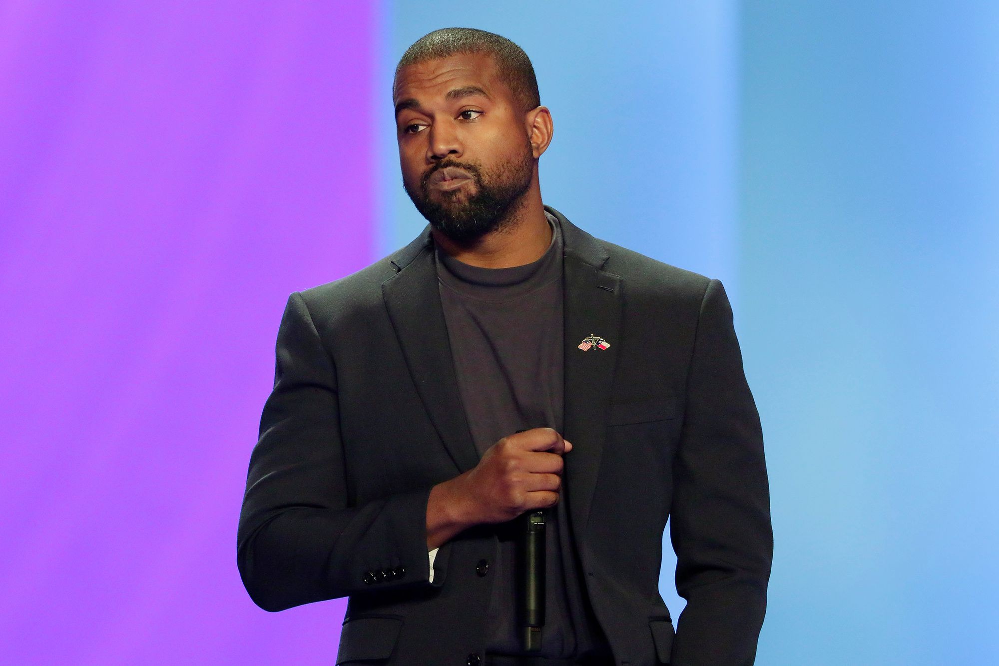 Tất tần tật thông tin về nam rapper  đình đám xứ sở cờ hoa Kanye West