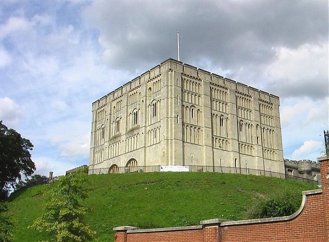 7 lâu đài cổ kính đẹp nhất tại Vương quốc Anh - 2