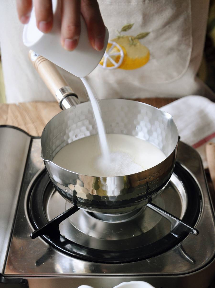 Công thức làm sữa chua chanh dây cực đơn giản mà ai cũng phải thòm thèm