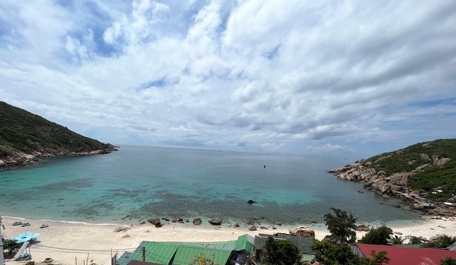 Đảo Bình Ba đẹp thơ mộng trên vịnh Cam Ranh - 1