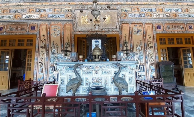 Đến thăm lăng vị vua Nguyễn được nhiều du khách lựa chọn khi đến Huế - 13