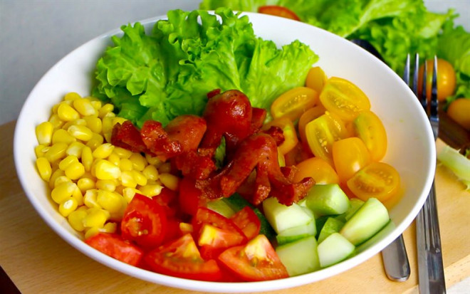 Giảm cân hiệu quả chỉ bằng những món salad làm đơn giản, ăn ngon miệng - 6