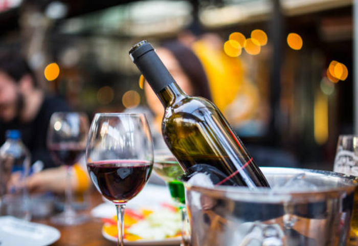 Nên phục vụ rượu vang ở nhiệt độ bao nhiêu?