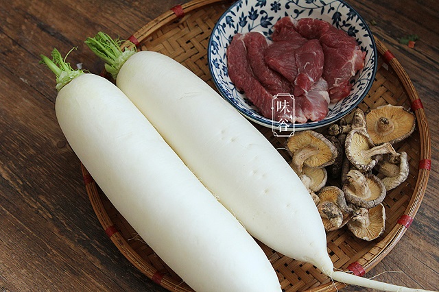Ngày xuân làm ngay món củ cải nhồi thịt thanh ngọt giải ngán sau Tết - 3