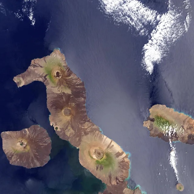 Những hòn đảo tự nhiên có hình dạng độc đáo nhất trên thế giới - 5