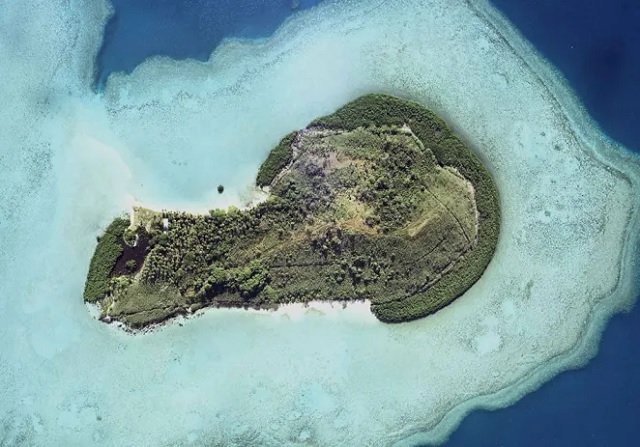 Những hòn đảo tự nhiên có hình dạng độc đáo nhất trên thế giới - 8