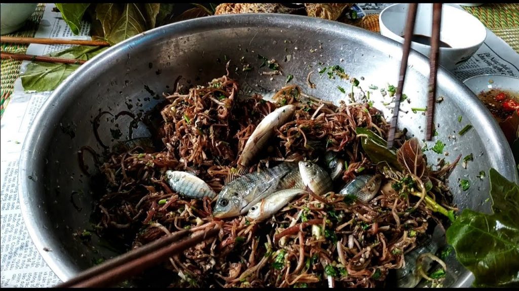 Những món ăn Việt Nam đáng sợ nhất trong mắt du khách, nhiều người phát khóc khi nếm thử - 3