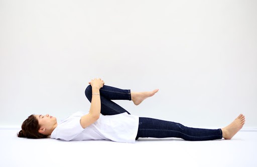 Top những động tác yoga giúp bạn giảm cân hiệu quả và có một ngày mới tràn đầy năng lượng.