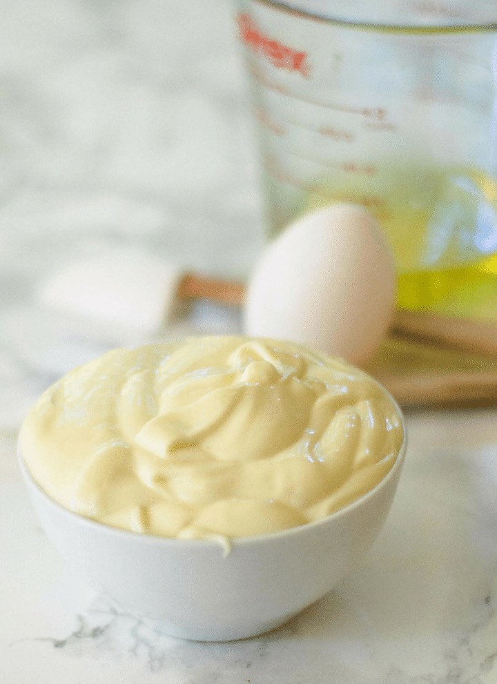 Tự làm sốt mayonnaise siêu đơn giản từ những nguyên liệu nhà nào cũng có - 4