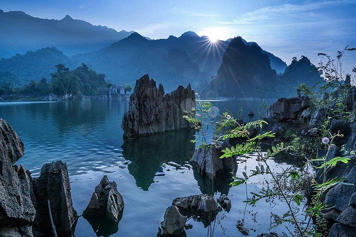 Giới thiệu về hồ Na Hang 