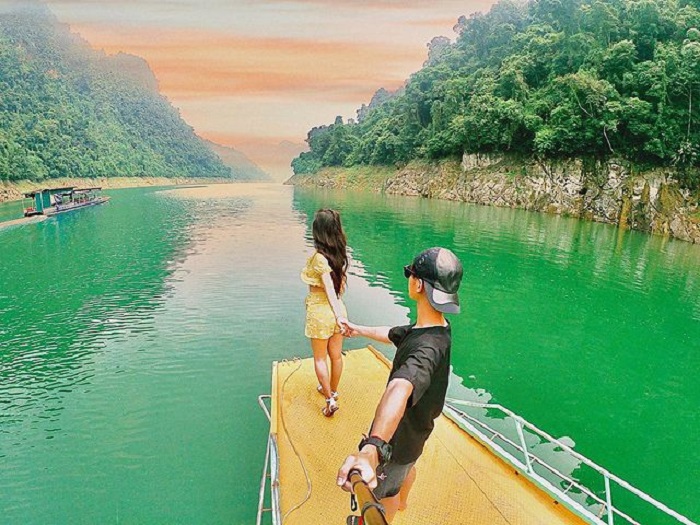 Du lịch hồ Na Hang 