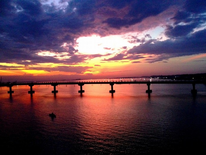 ngắm nhìn cầu Thuận An khi Du lịch biển Thuận An Huế