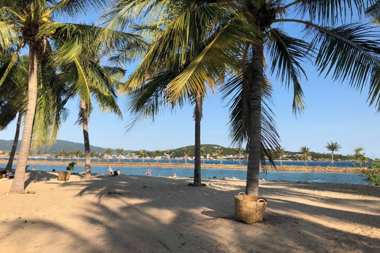 Bãi tắm riêng An Viên cho bạn thỏa sức thư giãn và tận hưởng phút giây tại Nha Trang