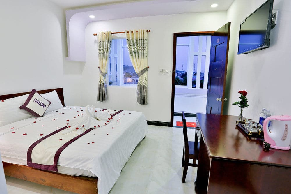 Top 20 khách sạn Phú Quốc giá rẻ, gần biển, thị trấn từ 2-3-4-5 sao