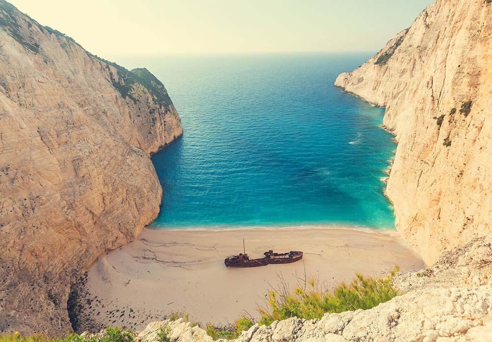Bãi biển đắm tàu đẹp nhất Hy Lạp, khung cảnh hoang sơ đẹp đến “lịm tim” - 3
