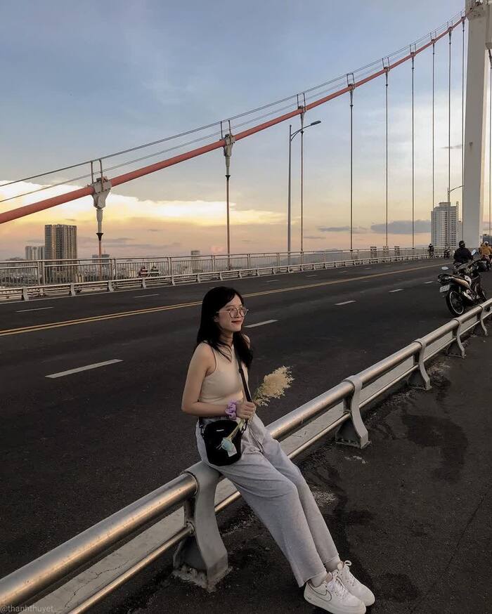 Check-in độc đáo tại cầu Thuận Phước – Biểu tượng thú vị tại ‘thành phố của những cây cầu’