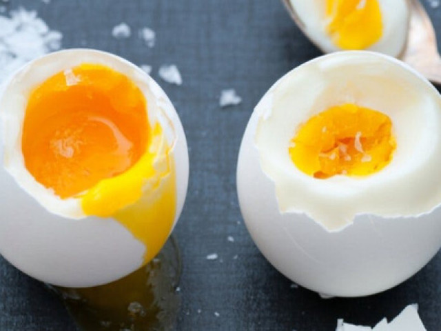 Ăn trứng không đúng cách dễ bị ngộ độc