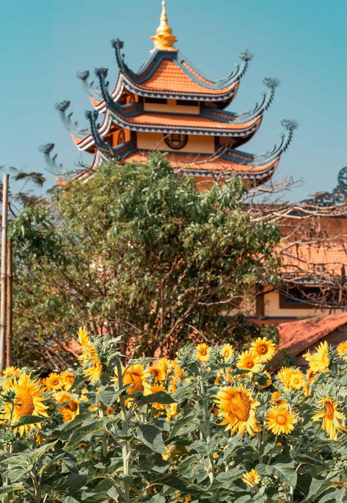 cảnh sắc  chùa Hoa Khai ở đắk Nông 