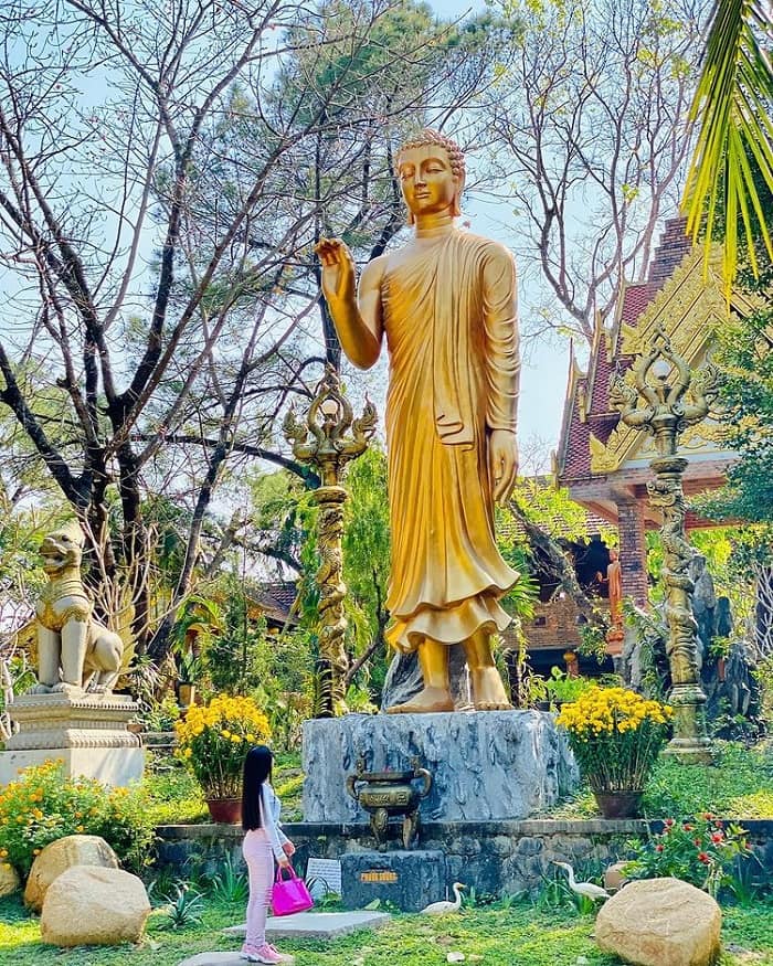 chùa Thiền Lâm Huế - tượng Phật 
