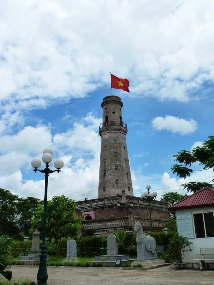 Cột cờ Nam Định - thân cột cờ