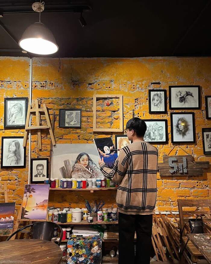 Khám phá Coushsurfing Café - Không gian dành cho ‘những kẻ mộng mơ’ yêu nghệ thuật tại Hà Nội