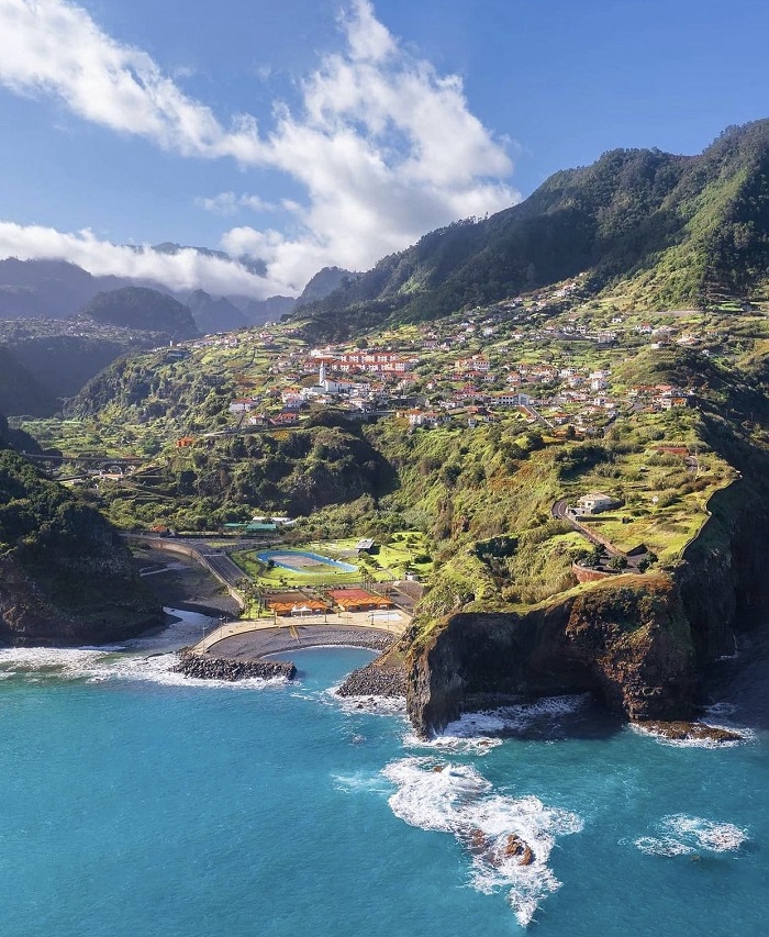 Đảo Madeira là nơi có những con đường mòn đi bộ đường dài tuyệt vời,