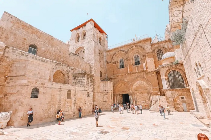 Mộ Thánh trở thành một địa điểm linh thiêng quan trọng trên thế giới.  Du lịch Jerusalem