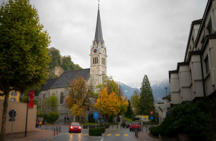 Nhà thờ Vaduz  - du lịch Liechtenstein