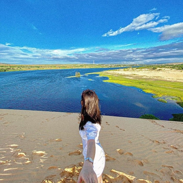 bàu trắng - đồi cát đẹp ở Bình Thuận 