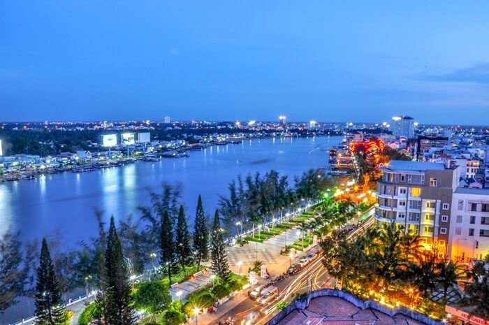 Địa điểm đi chơi đêm ở Cần Thơ - bến Ninh Kiều