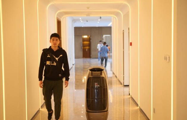Khách sạn thời 4.0 trang bị công nghệ “đến tận răng” - việc làm nghề khách sạn có bị đe dọa