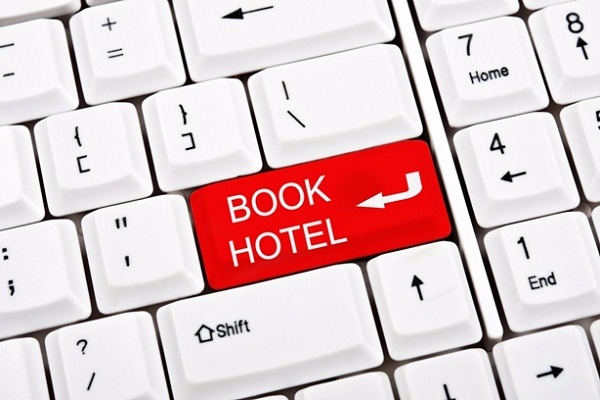 Làm sao để thu hút khách hàng đặt phòng trực tiếp với khách sạn