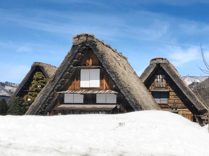 Những mái nhà có thiết kế đặc biệt tại làng cổ Gassho-Zukuri.