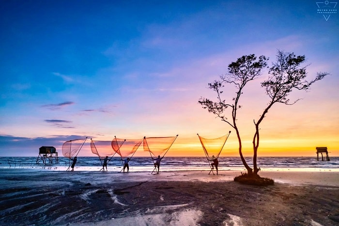 Rất nhiều nhiếp ảnh gia đã bị vẻ đẹp của biển Tân Thành Tiền Giang làm cho mê đắm