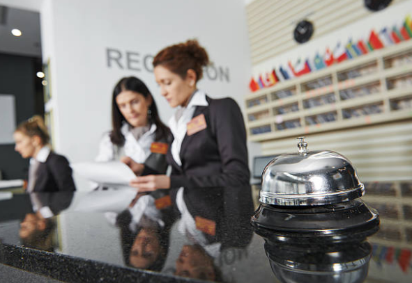 “Nhảy việc” trong ngành Khách sạn – Nhà hàng và 3 điều ứng viên cần biết