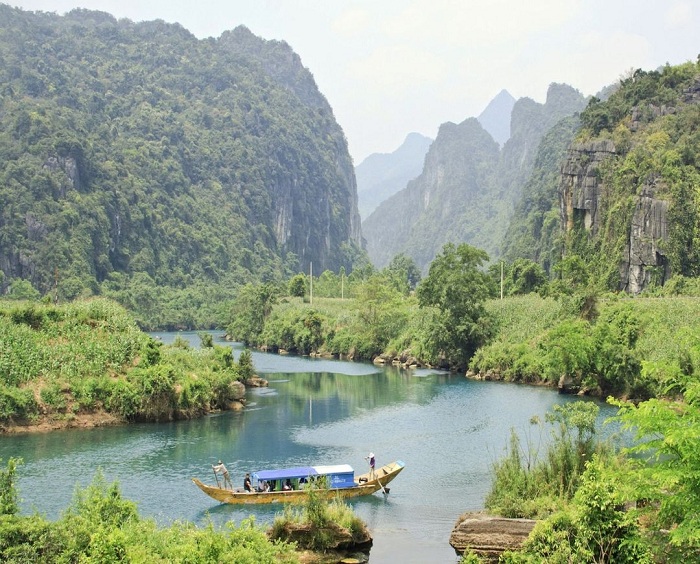 Sông Chày Hang Tối địa điểm trượt zipline ở Việt Nam nổi tiếng