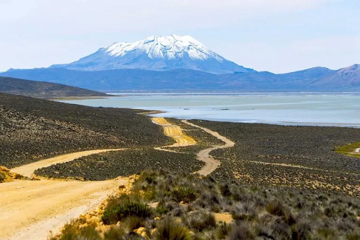 Núi lửa Ubinas, Peru - núi lửa đang hoạt động trên thế giới