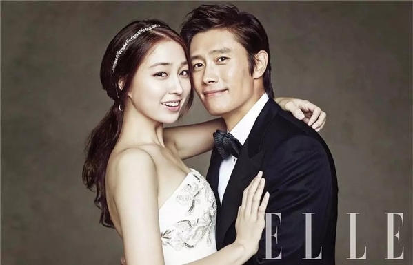  
Lee Byung Hun kết hôn với Lee Min Jung (Ảnh ELLE)
