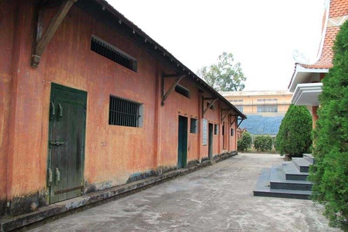 Nhà tù Pleiku - gồm 18 phòng giam