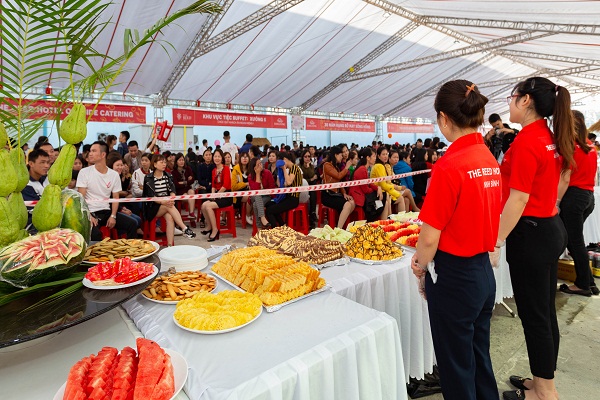 Tổ chức thành công đại tiệc Buffet cho 10.000 khách và những kinh nghiệm quý từ khách sạn The Reed Ninh Bình