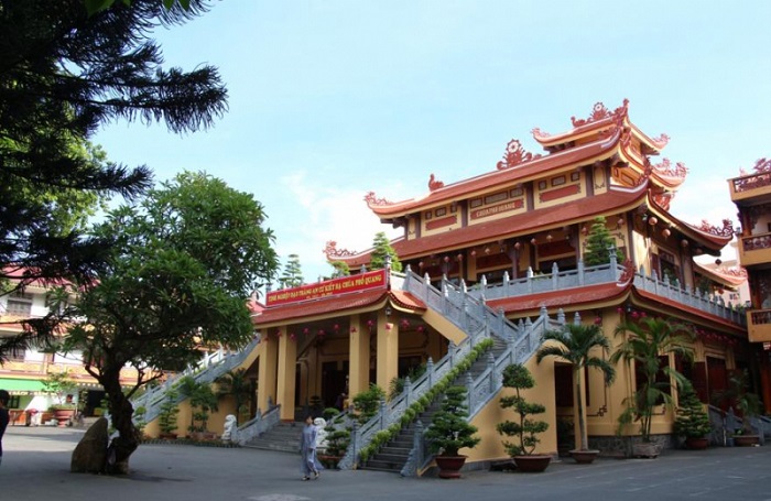 Chùa Xá Lợi - Ngôi chùa cầu duyên ở Sài Gòn linh thiêng