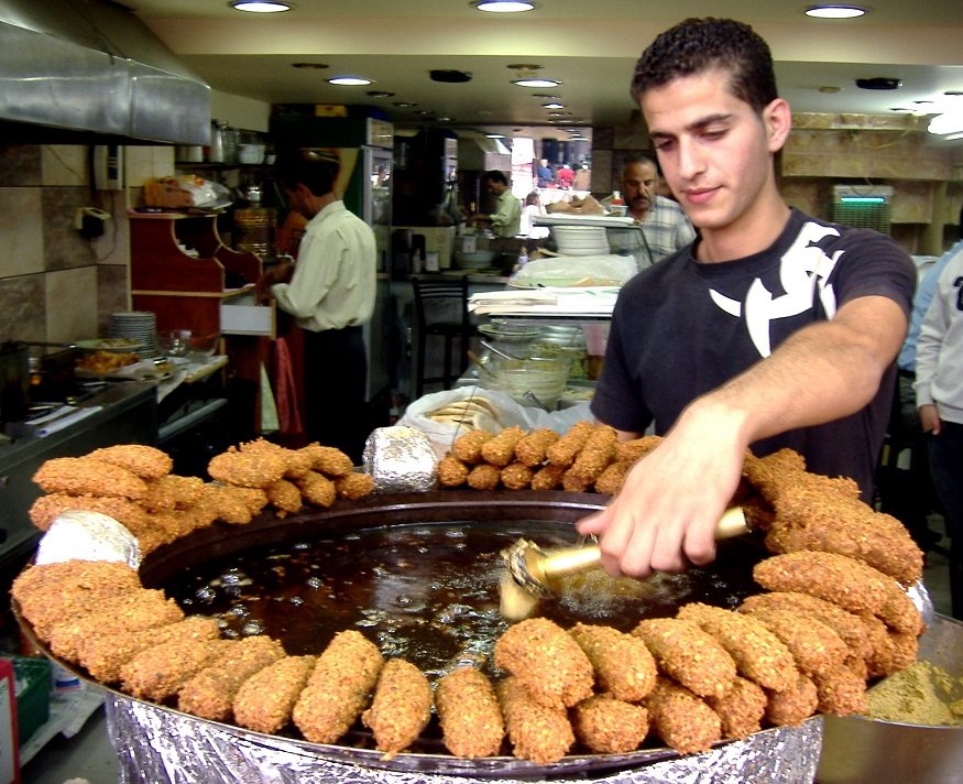 Falafel ở Israel - Top 16 món ăn đường phố ngon nhất thế giới 