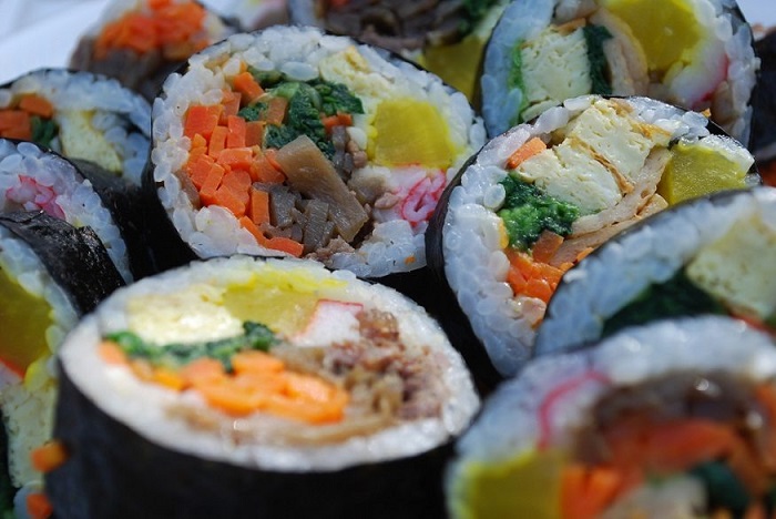 Kimbap tại Hàn Quốc - Top 16 món ăn đường phố ngon nhất thế giới 