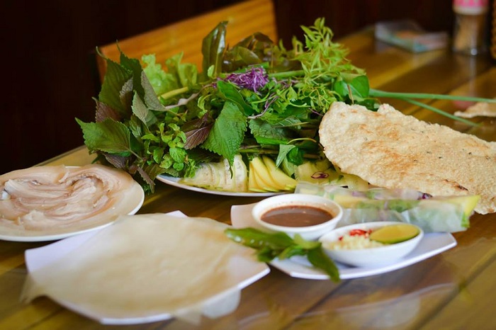 Top địa chỉ ăn bánh tráng cuốn thịt heo ở Đà Nẵng - nguyên liệu đơn giản