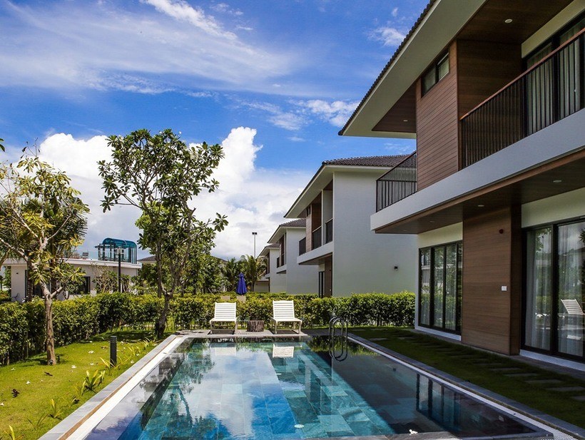 Mê mẩn thế giới “tổng tài” giữa trời xanh, biển rộng Green beach villas Phú Quốc