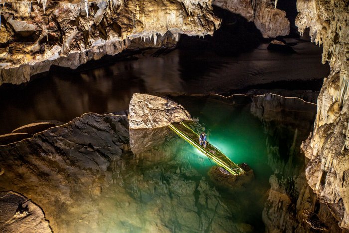Hang Tham Lod, Thailand - hang động đẹp nhất thế giới