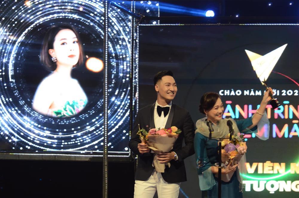 VTV Awards 2021: Hương Vị Tình Thân thắng lớn, vinh danh Mạnh Trường-4